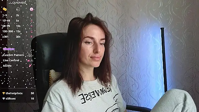 Snapshot of xx_adrihanna_xx chatting on June 2026 07:00:01 AM xx adrihanna xx online show from June 2026 07:00:01 AM
