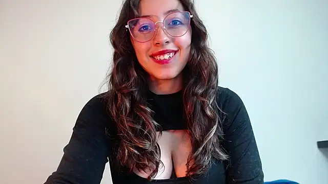 kute Aliz online show from March 2025 12:32:01 AM