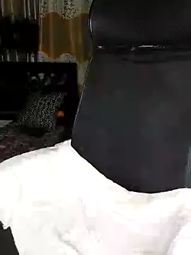 Snapshot of Sima--Roy chatting on January 2025 08:15:02 PM Sima--Roy online show from January 2025 08:15:02 PM