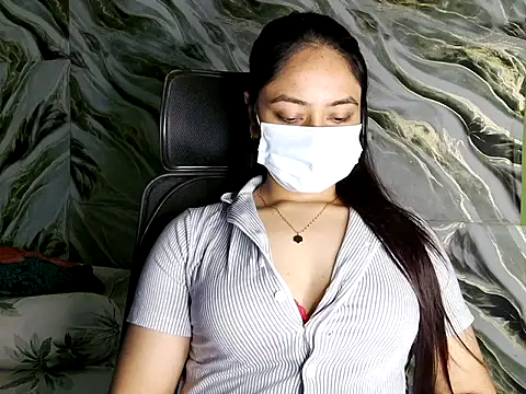 Snapshot of Sima--Roy chatting on September 2025 05:14:01 PM Sima--Roy online show from September 2025 05:14:01 PM