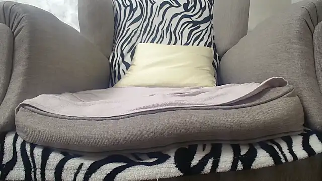 Web Lady online show from March 2025 07:27:01 PM