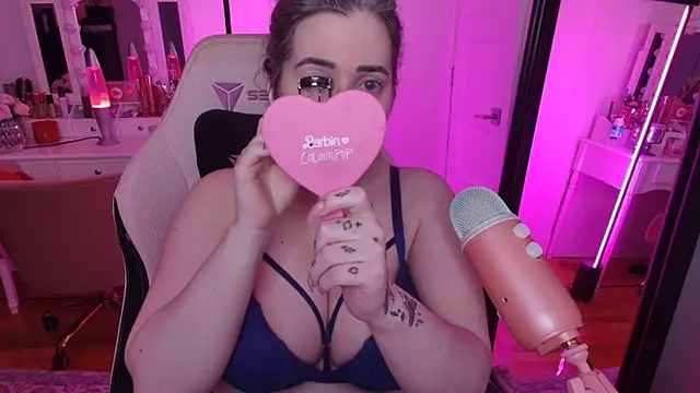 rachelbrooksxx online show from November 2025 05:06:02 PM