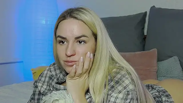 SofiJames online show from January 2025 06:06:02 AM