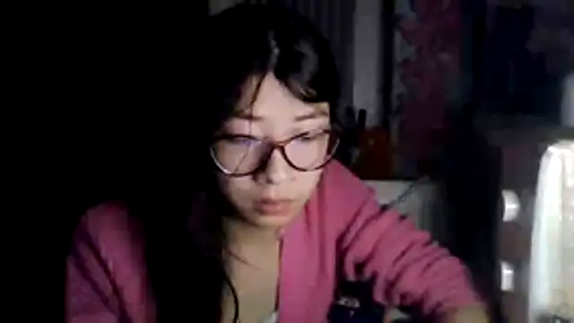 CarlyJoy online show from March 2026 02:34:01 PM