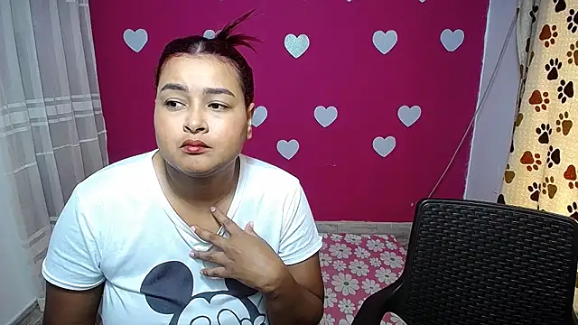 violeta rous online show from April 2026 03:06:01 PM