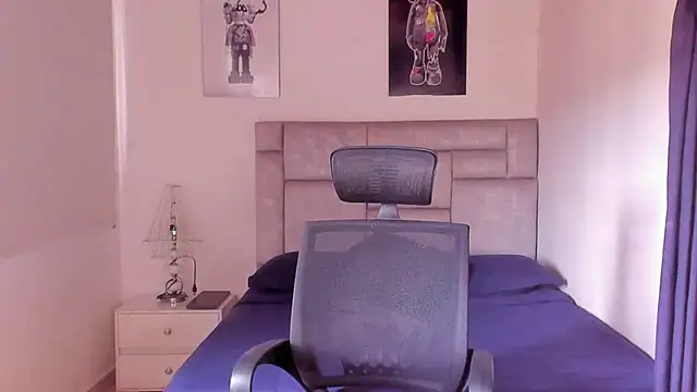 paul rogerr online show from October 2025 03:18:01 PM