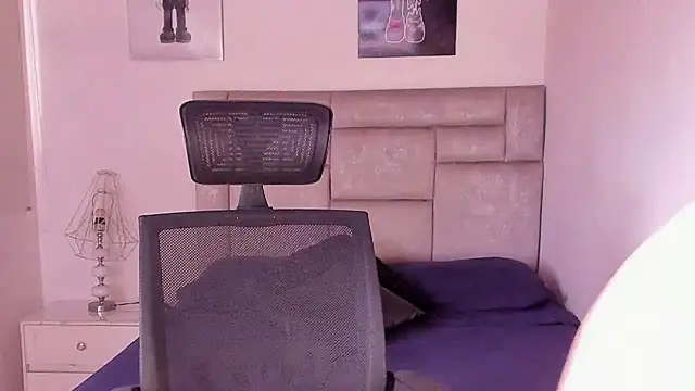 paul rogerr online show from May 2026 07:43:01 PM