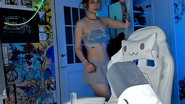 Sunny Mouse  online show from February 2025 07:26:01 PM