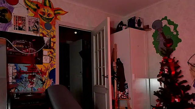 Snapshot of Sunny_Mouse_ chatting on December 2025 04:35:02 PM Sunny Mouse online show from December 2025 04:35:02 PM