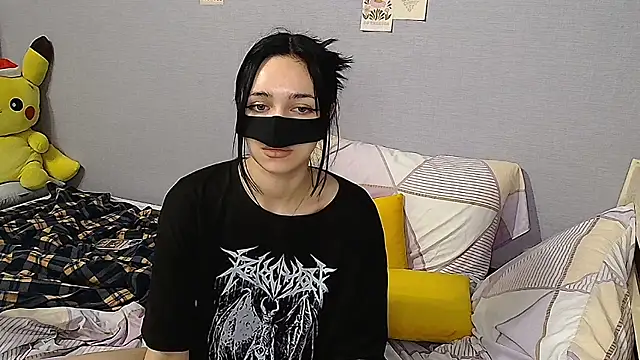 Snapshot of KathrineBerry chatting on December 2024 10:42:02 AM KathrineBerry online show from December 2024 10:42:02 AM