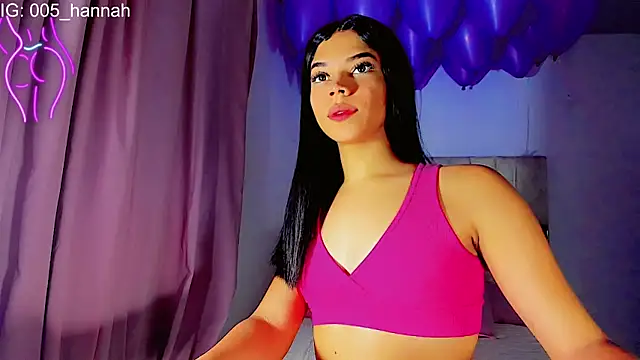 Hannahsmit online show from October 2025 10:49:02 AM