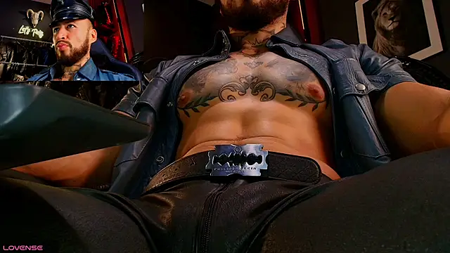 billyMayer  online show from November 2025 07:13:01 PM