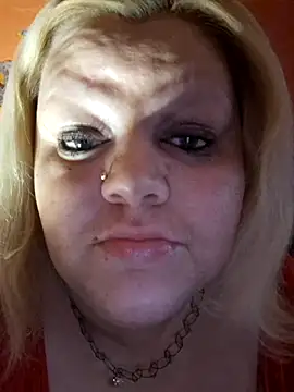 Snapshot of ducicsajsziii chatting on March 2025 01:29:01 PM ducicsajsziii online show from March 2025 01:29:01 PM