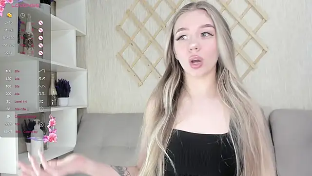 Snapshot of AutoBaby chatting on March 2025 11:29:02 AM AutoBaby online show from March 2025 11:29:02 AM