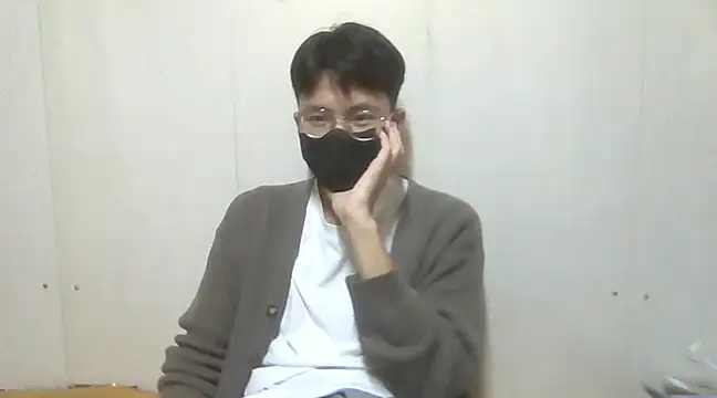 Gwencloudy online show from January 2025 10:51:01 AM