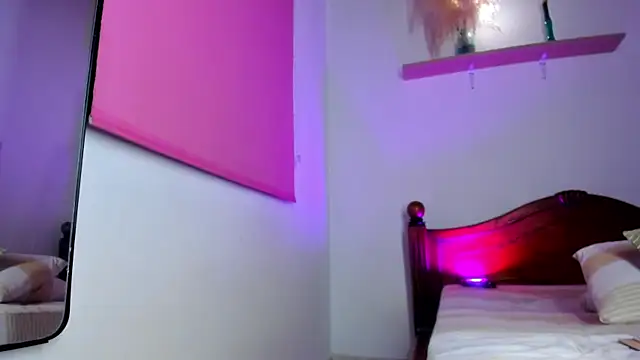 Juan Castano online show from November 2025 06:44:01 AM