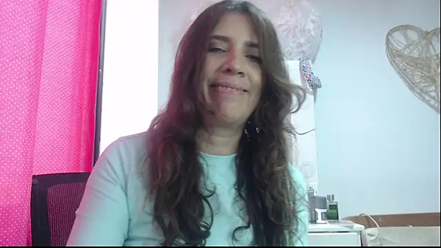 Victoria meester online show from February 2025 03:49:02 PM