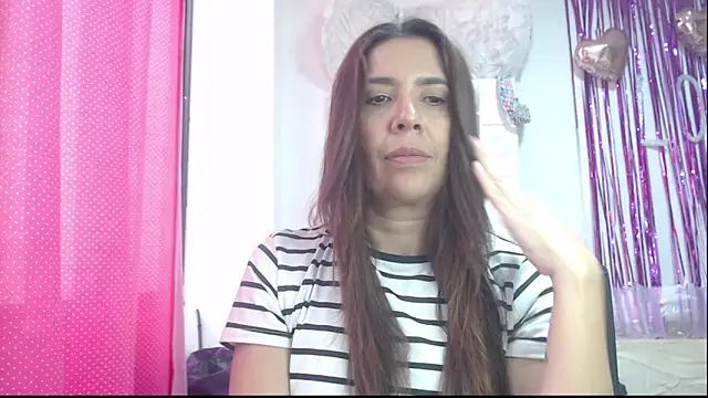 Victoria meester online show from February 2025 04:11:02 PM