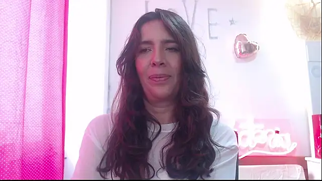 Victoria meester online show from March 2025 04:39:02 PM