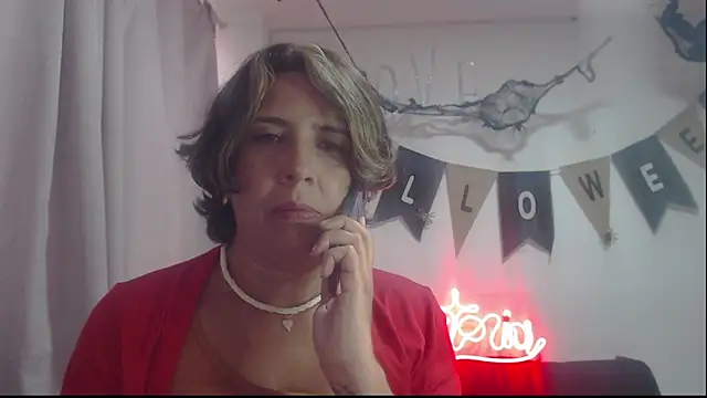 Victoria meester online show from October 2025 08:28:02 PM