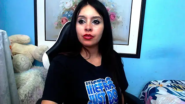 Snapshot of Luciana_and_Neitan chatting on January 2025 02:46:02 AM Luciana and Neitan online show from January 2025 02:46:02 AM