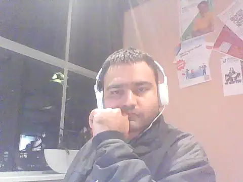 JohnBond009 online show from January 2025 06:47:01 PM