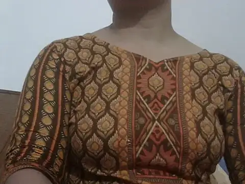 shekira99 online show from March 2026 04:13:01 PM