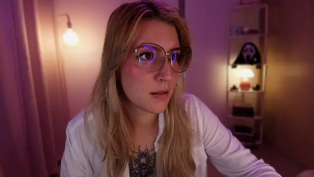 Dakotaa  online show from April 2026 01:30:02 AM