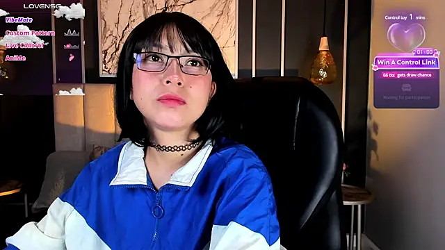 CoralineRicce  online show from December 2024 04:31:01 AM