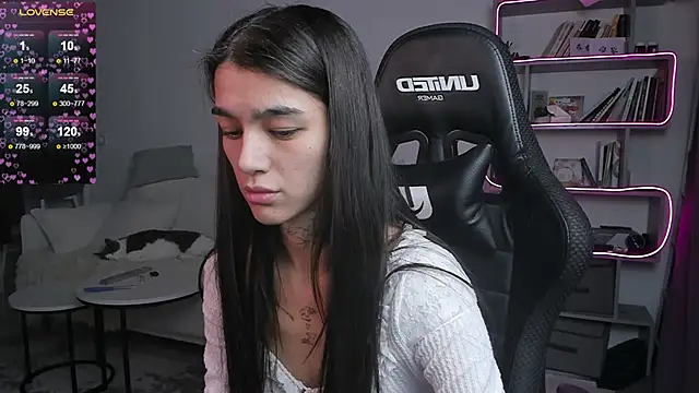 vinkitinkii online show from February 2025 09:39:02 AM