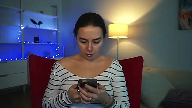 Snapshot of DiJiRay chatting on January 2025 06:42:01 AM DiJiRay online show from January 2025 06:42:01 AM