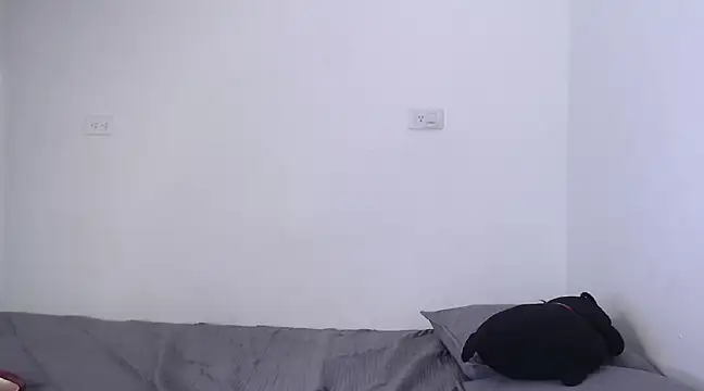 yungelitamor  online show from January 2025 08:20:02 AM