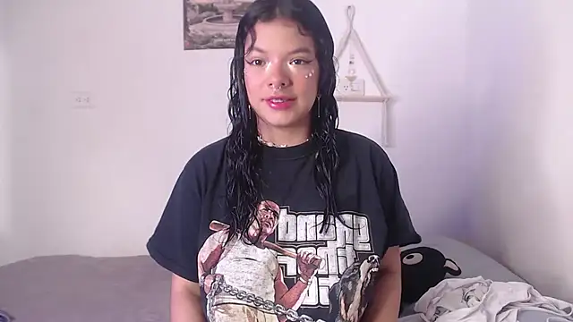 yungelitamor  online show from March 2025 05:29:02 AM