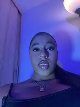 charlotteeruss online show from July 2026 01:20:01 AM