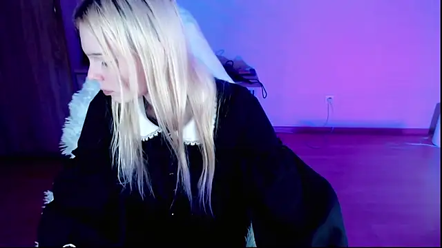 Snapshot of Emily_Nyaffee chatting on February 2025 12:29:01 AM Emily Nyaffee online show from February 2025 12:29:01 AM