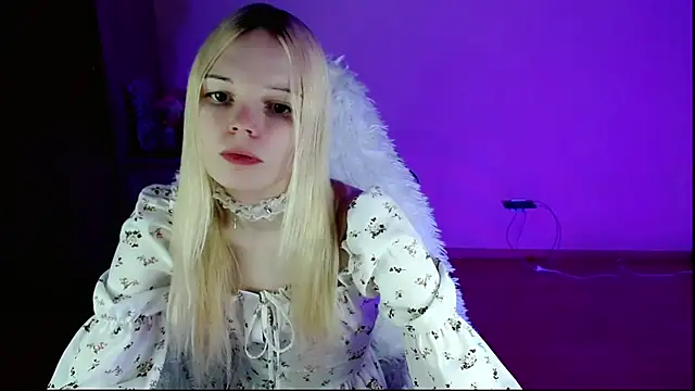 Snapshot of Emily_Nyaffee chatting on February 2025 08:13:02 PM Emily Nyaffee online show from February 2025 08:13:02 PM