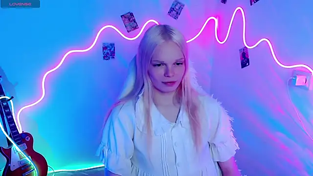 Snapshot of Emily_Nyaffee chatting on October 2025 07:55:01 PM Emily Nyaffee online show from October 2025 07:55:01 PM