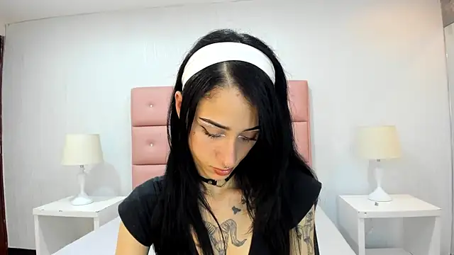 lhiamfit online show from January 2025 06:28:01 PM