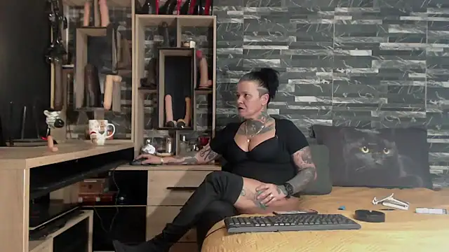 Mistress Miry online show from January 2025 01:05:02 AM