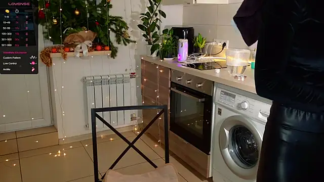 MissLovex online show from December 2025 01:58:02 AM