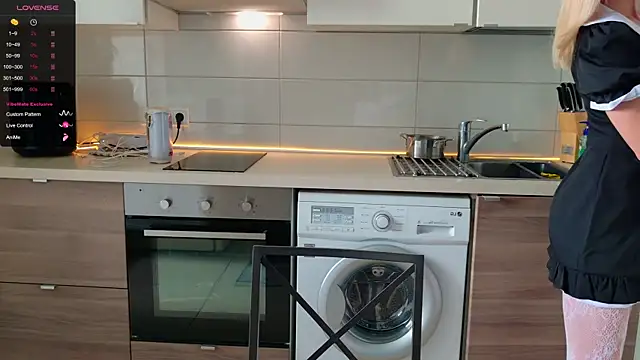 MissLovex online show from April 2026 10:32:01 AM