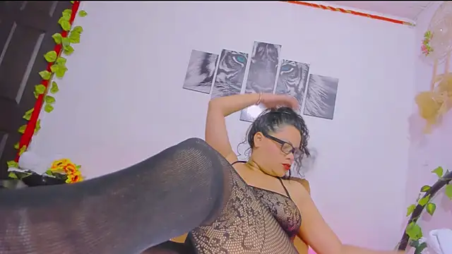 Alhelqueen online show from March 2025 01:34:01 PM