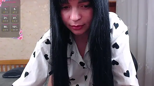 JuicyJess online show from April 2026 07:58:01 PM