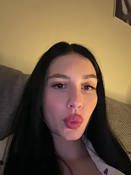 SofiaLaLight online show from January 2026 04:11:01 PM