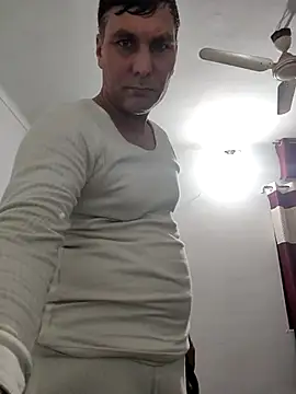 ZIMMY25 online show from December 2025 04:47:01 PM