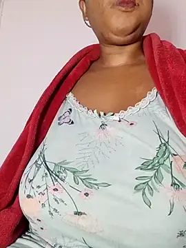 Snapshot of Bootyliciousbbw12 chatting on June 2026 05:50:02 AM Bootyliciousbbw12 online show from June 2026 05:50:02 AM