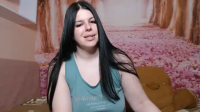 Snapshot of Annatrybebetter chatting on April 2026 07:37:01 PM Annatrybebetter online show from April 2026 07:37:01 PM