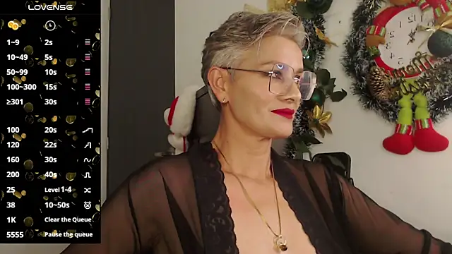 scarlett paris22 online show from December 2024 11:37:02 PM