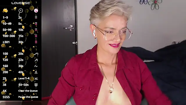 scarlett paris22 online show from January 2025 03:17:02 AM