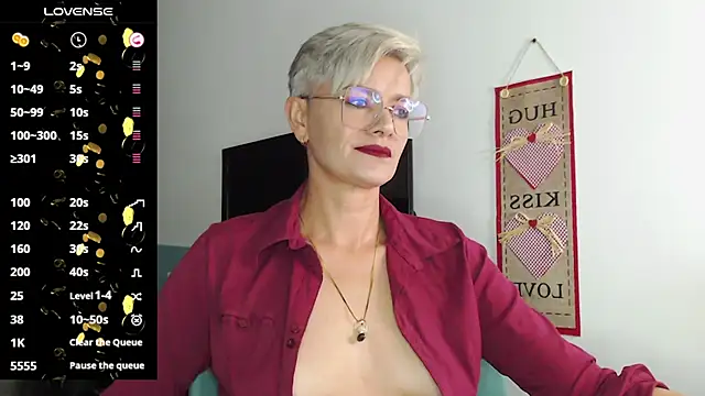 scarlett paris22 online show from February 2025 02:14:01 AM